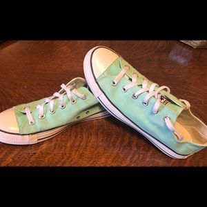 Mint green converse